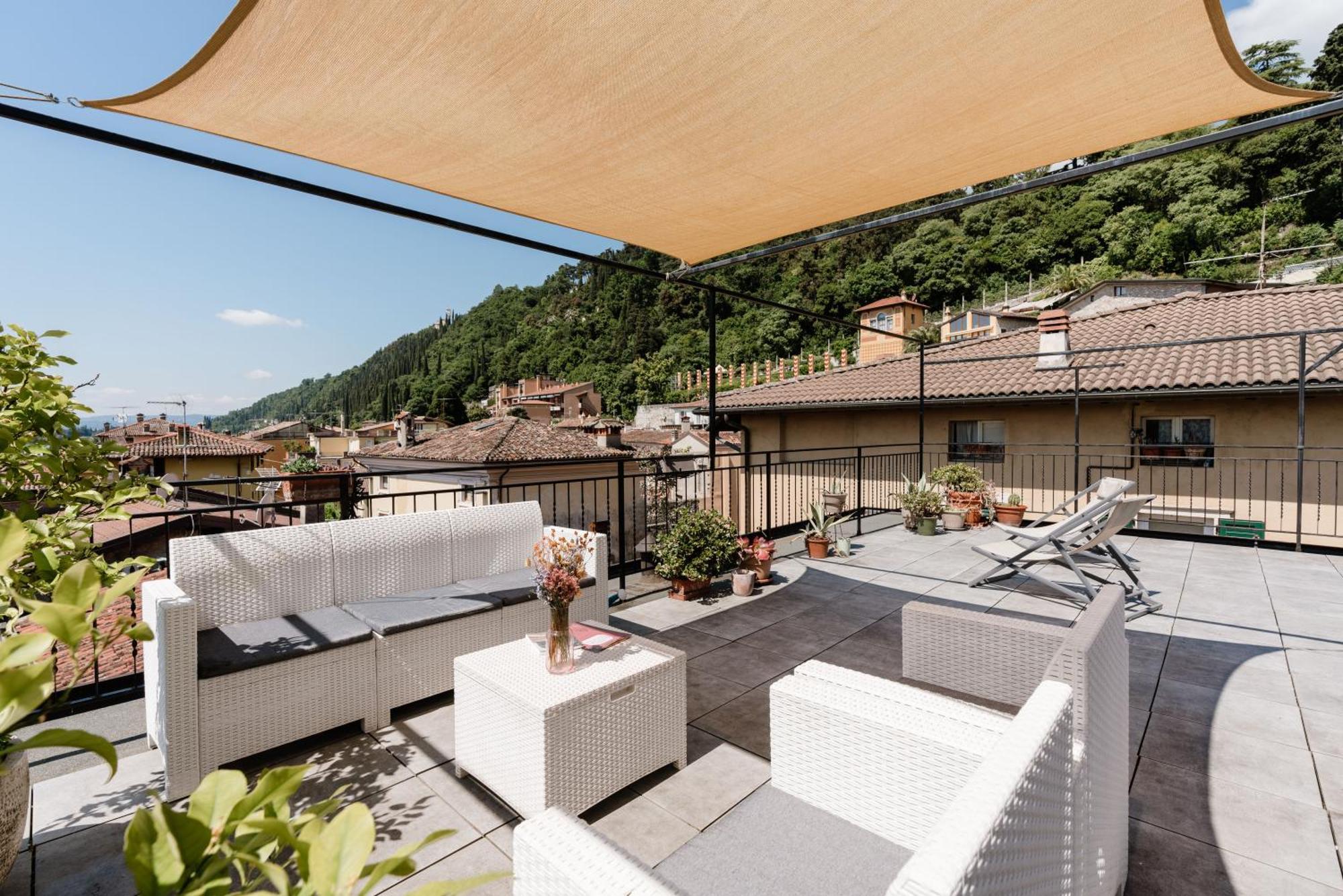 Atlante Hotel Toscolano Maderno Buitenkant foto