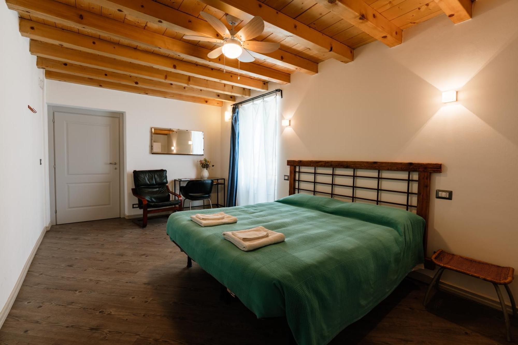 Atlante Hotel Toscolano Maderno Buitenkant foto